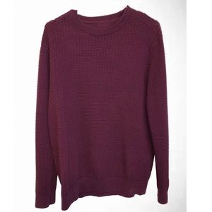 Maroon men’s sweater